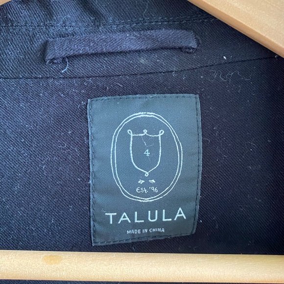 SOLD aritzia | talula black kent blazer | size 4 - Picture 4 of 6